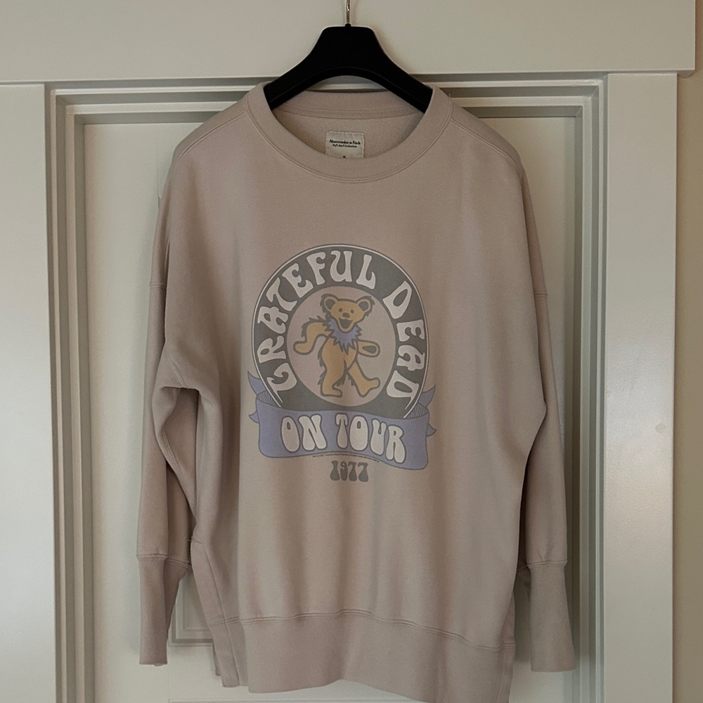 Abercrombie & Fitch Cream Grateful Dead Graphic Crewneck